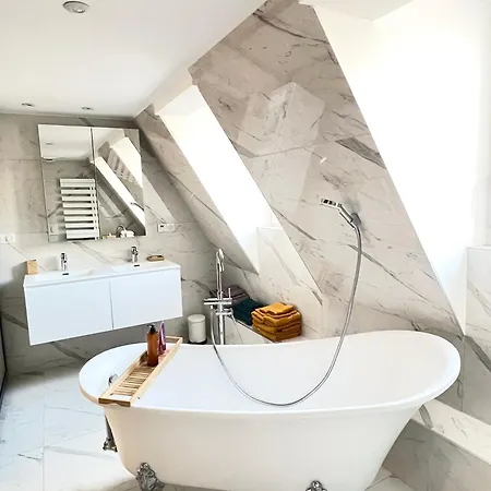 Atelier Du Joaillier *